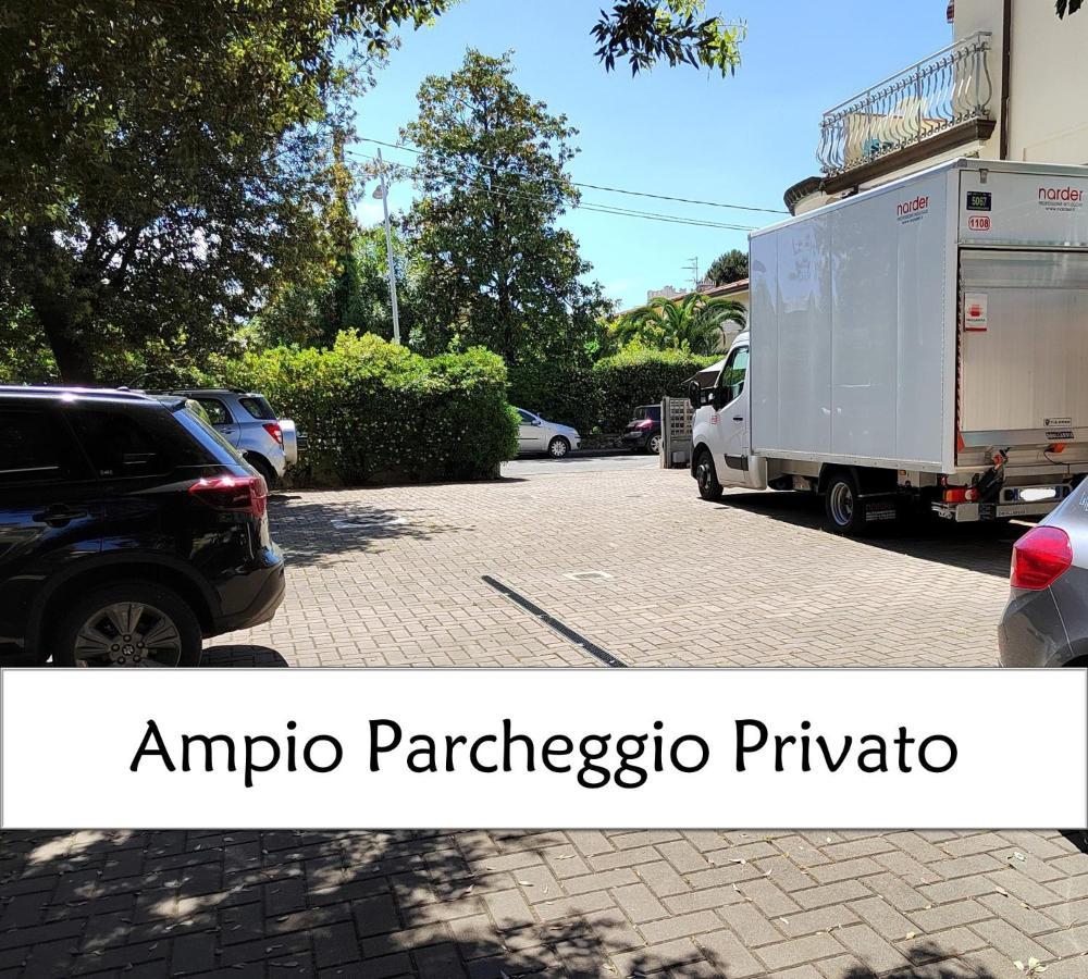 Hotel Puccinelli Lido di Camaiore Eksteriør billede