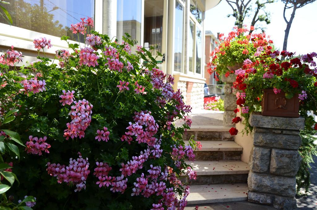 Hotel Puccinelli Lido di Camaiore Eksteriør billede